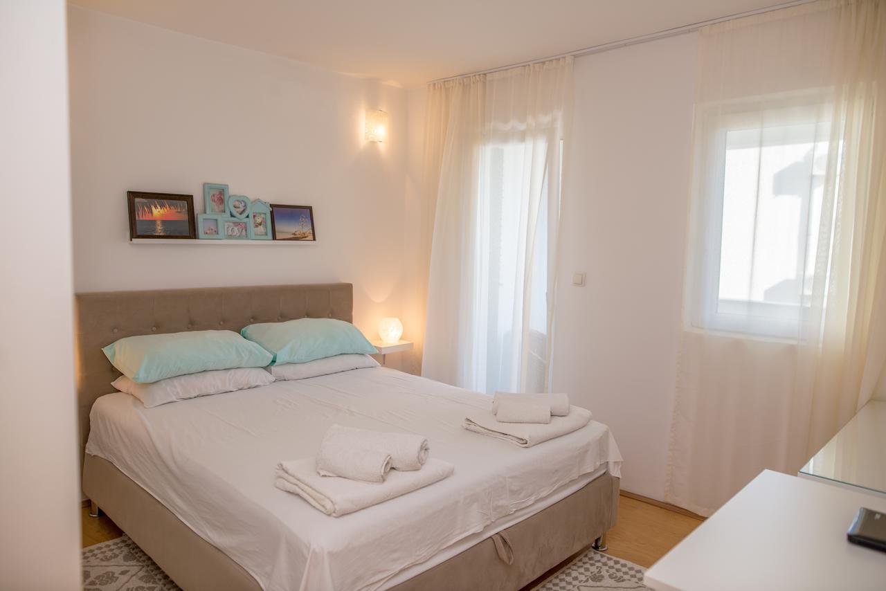 Apartman Zenta Petrovac Exterior foto