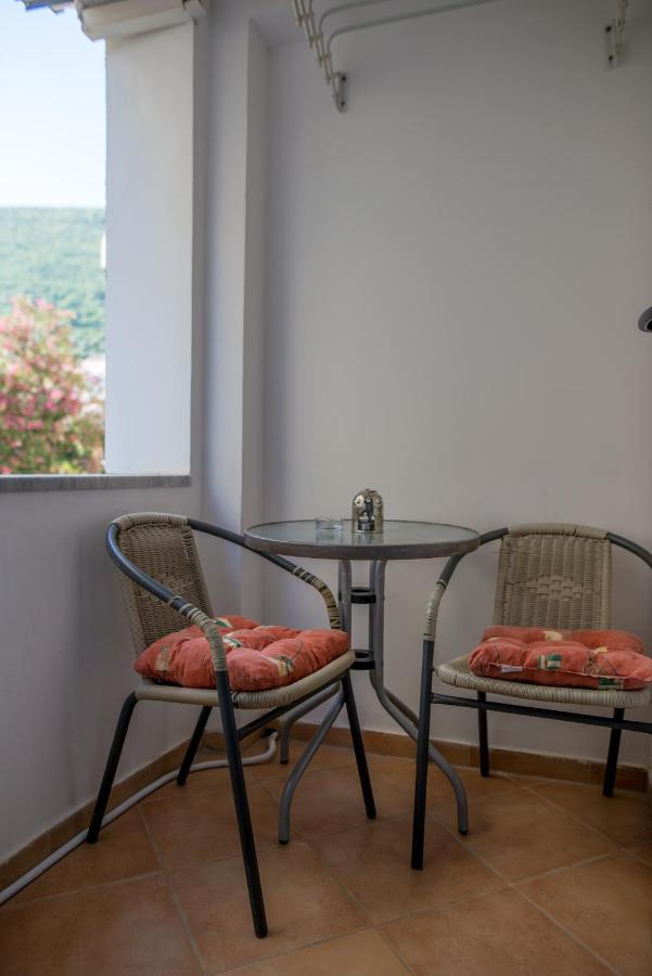 Apartman Zenta Petrovac Exterior foto
